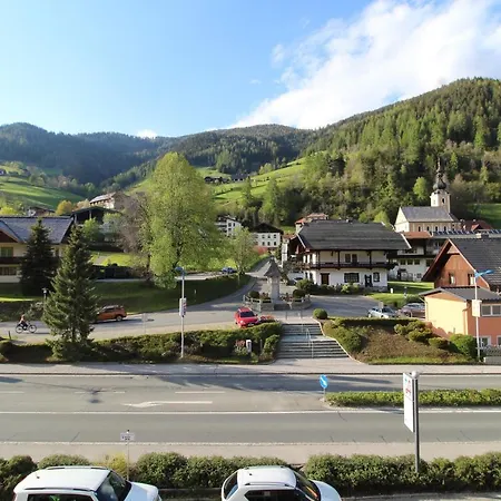 Ski-to-door Kaiserburg * バド クラインキルヒハイム