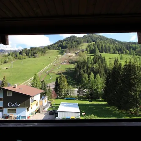 Ski-to-door Kaiserburg バド クラインキルヒハイム