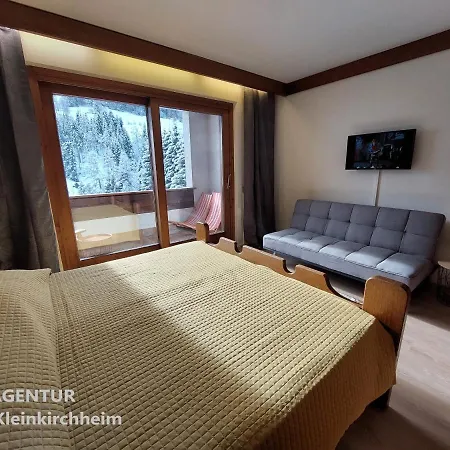 Ski-to-door Kaiserburg アパート